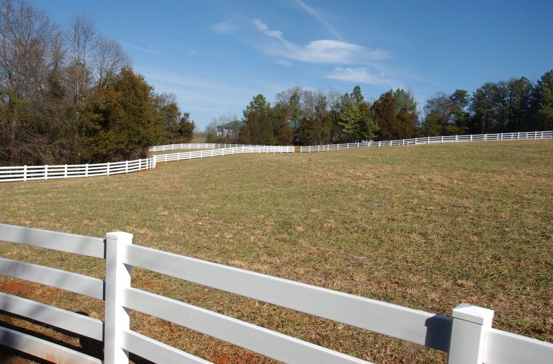 Best Fence Painting Contractors in Saint Paul, MN